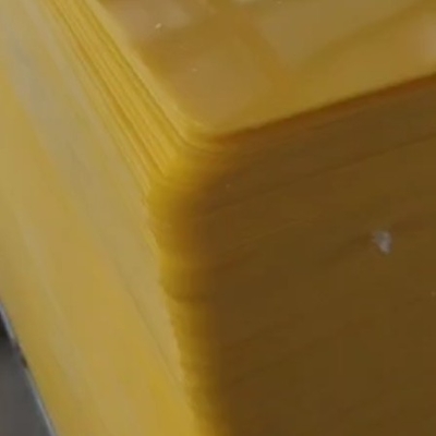 Vaste polypropyleenplaten voor veilig en betrouwbaar vervoer van flessen en blikken op pallets